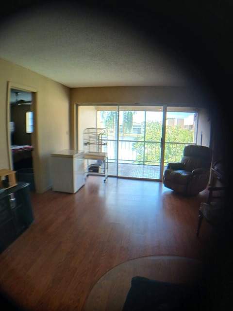 6161 NW 57th Court, Tamarac FL - photo 8 of 18
