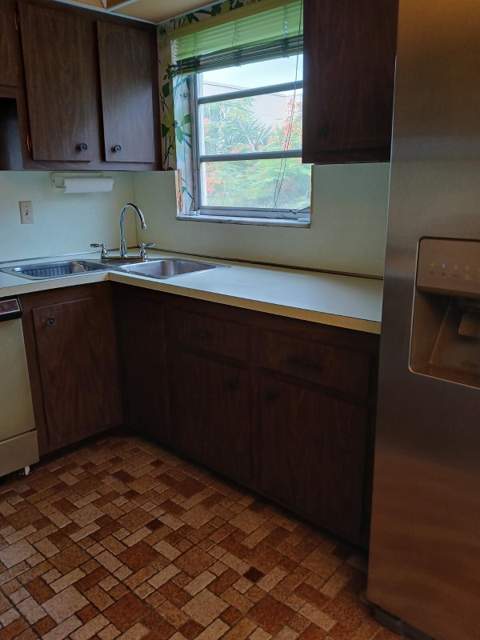 6161 NW 57th Court, Tamarac FL - photo 15 of 18