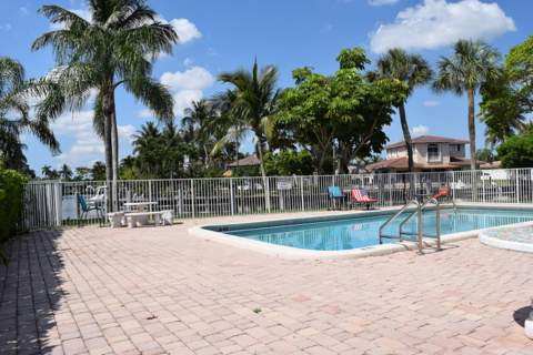 151 SE 6th Avenue #Apt 14, Pompano Beach FL - photo 15 of 17