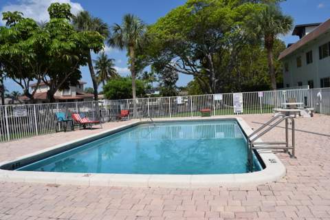 151 SE 6th Avenue #Apt 14, Pompano Beach FL - photo 16 of 17