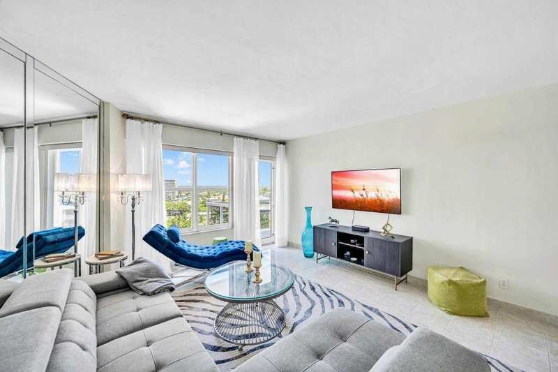 1 bedroom Condominium at 3700 Galt Ocean Drive #1114, Royal Ambassador, Fort Lauderdale — photo 1