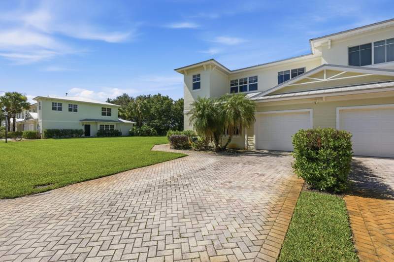 4 bedroom Townhouse at 2551 Creekside Drive, River Oaks, Fort Pierce — photo 4