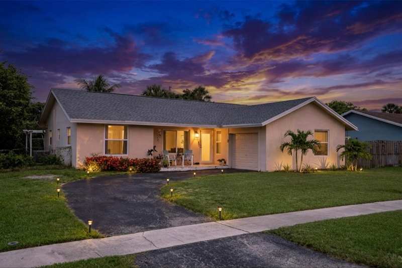 3 bedroom Single Family Residence at 9544 Richmond Circle, American Homes At Boca Raton 7, Boca Raton — photo 1