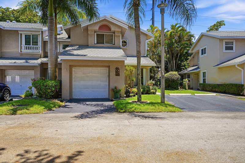 3 bedroom Townhouse at 2118 Discovery Circle, Discovery Point, Deerfield Beach — photo 5