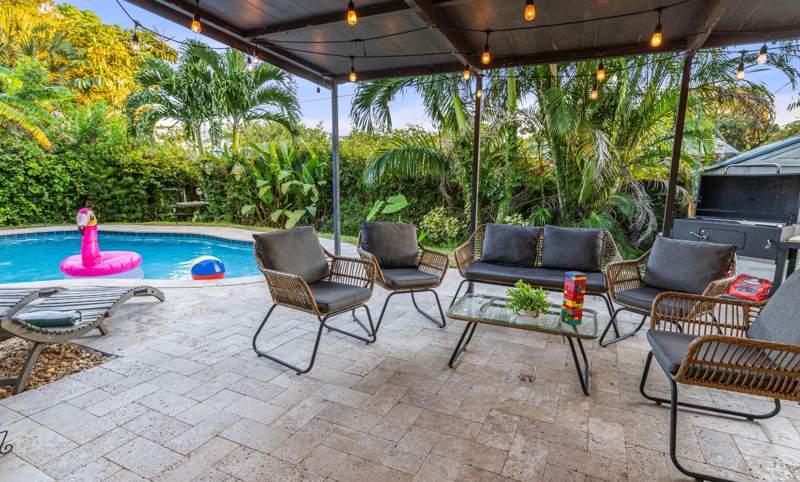 3 bedroom Single Family Residence at 1720 SW 32nd Street, Edgewood Estates, Fort Lauderdale — photo 2