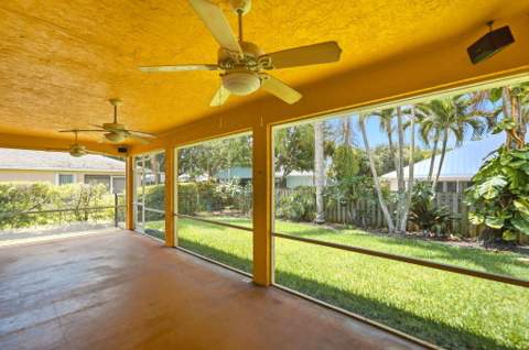 426 NE Vanda Terrado, Jensen Beach FL - photo 17 of 54