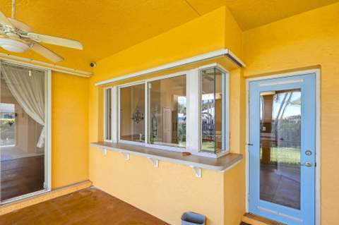 426 NE Vanda Terrado, Jensen Beach FL - photo 19 of 54