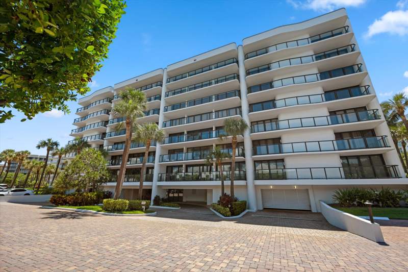 3 bedroom Condominium at 3440 S Ocean Boulevard #104 S, Halcyon Of Palm Beach, Palm Beach — photo 3