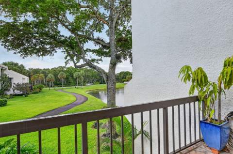 2805 Bridgewood Drive, Boca Raton FL - photo 13 of 57