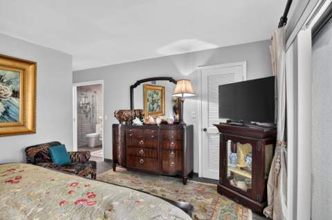 2805 Bridgewood Drive, Boca Raton FL - photo 23 of 57