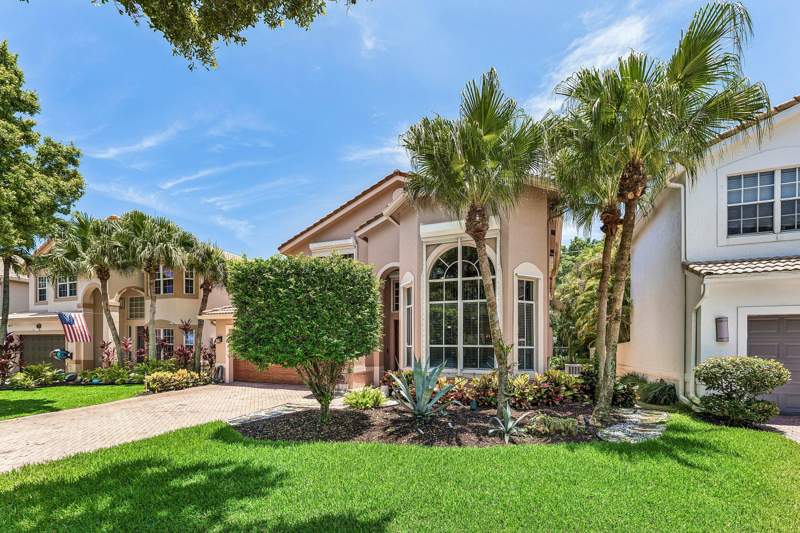 3 bedroom Single Family Residence at 4858 S Classical Boulevard, Winterplace, Delray Beach — photo 2