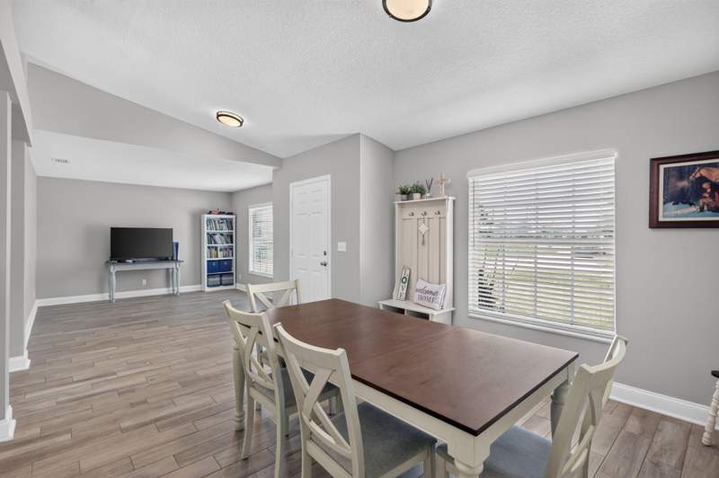 3 bedroom Single Family Residence at 6115 NW Nolia Court, Port St Lucie Section 48 1st Replat, Port St. Lucie — photo 5