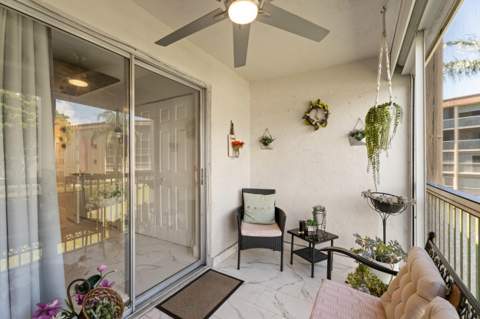200 Village Green Circle #206, Palm Springs FL - photo 18 of 24