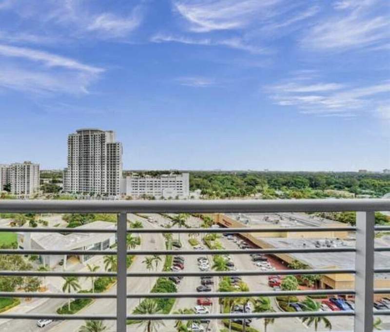 1 bedroom Condominium at 1720 Harrison Street #14h, Home Tower Condo, Hollywood — photo 5