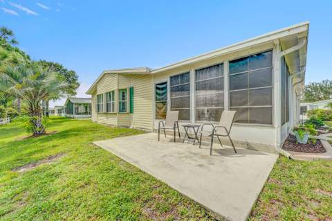 7945 Horned Lark Circle, Port St. Lucie FL - photo 24 of 48