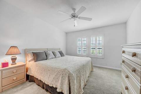 7945 Horned Lark Circle, Port St. Lucie FL - photo 12 of 48