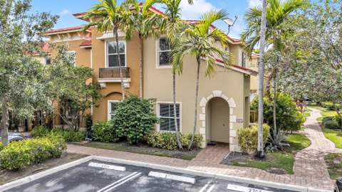 364 Lake Monterey Circle, Boynton Beach FL - photo 22 of 26
