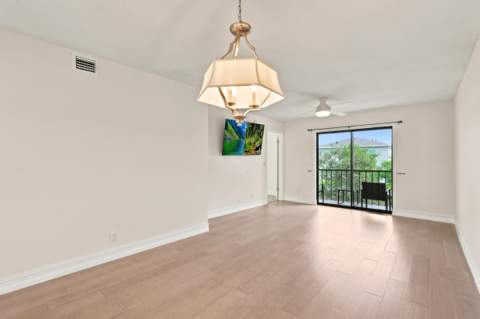 7209 Golf Colony Court #203, Lake Worth FL - photo 13 of 51