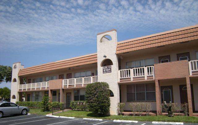 1 bedroom Condominium at 9101 Sunrise Lakes Boulevard #206, Sunrise Lakes Phase III, Sunrise — photo 2