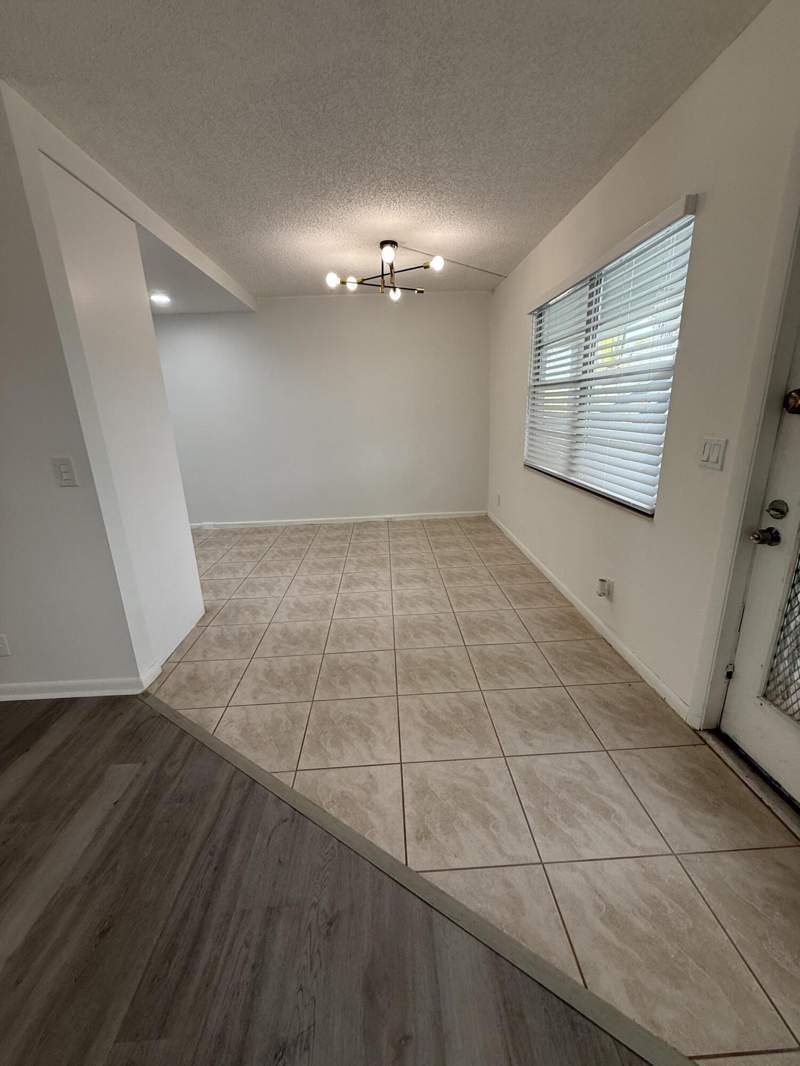 2 bedroom Condominium at 3089 Yarmouth #3089, Yarmouth At Century Village Condo, Boca Raton — photo 4