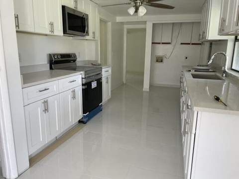 2550 Tilton Road, Port St. Lucie FL - photo 8 of 16