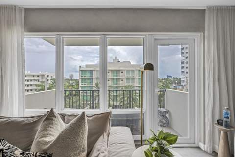 340 Sunset Drive #505, Fort Lauderdale FL - photo 11 of 28