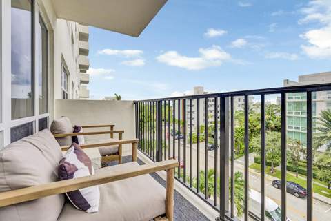 340 Sunset Drive #505, Fort Lauderdale FL - photo 12 of 28