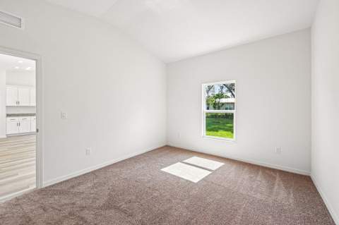5200 Hickory Drive, Fort Pierce FL - photo 9 of 28