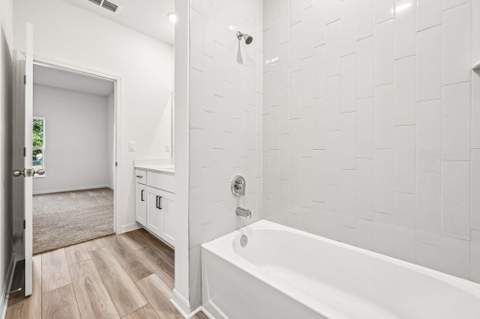 6010 Hickory Drive, Fort Pierce FL - photo 18 of 34