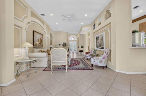 7264 Cataluna Circle, Delray Beach FL - photo 16 of 82