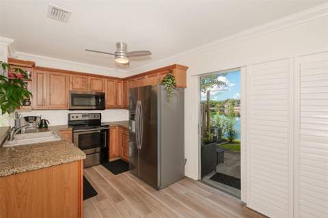 2849 S Belmont Lane, Cooper City FL - photo 13 of 29