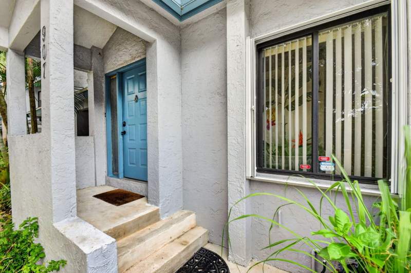 3 bedroom Condominium at 907 Harbour Pointe Way, Harbour Pointe At River Bridge Condo, Greenacres — photo 4