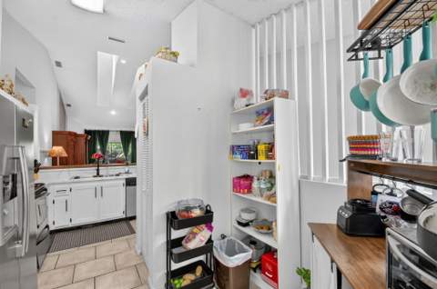 907 Harbour Pointe Way, Greenacres FL - photo 11 of 87