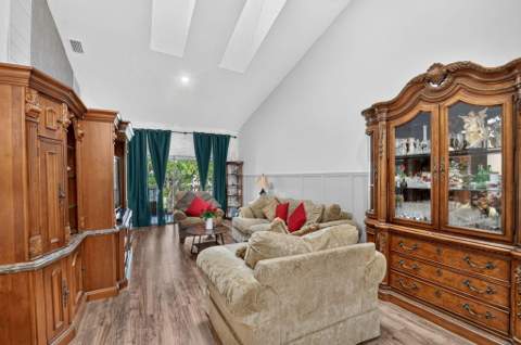 907 Harbour Pointe Way, Greenacres FL - photo 15 of 87