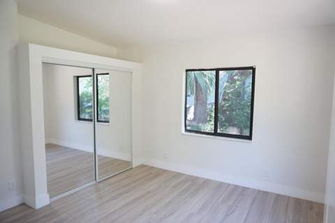 310 SW 1st Avenue, Boynton Beach FL - photo 15 of 26
