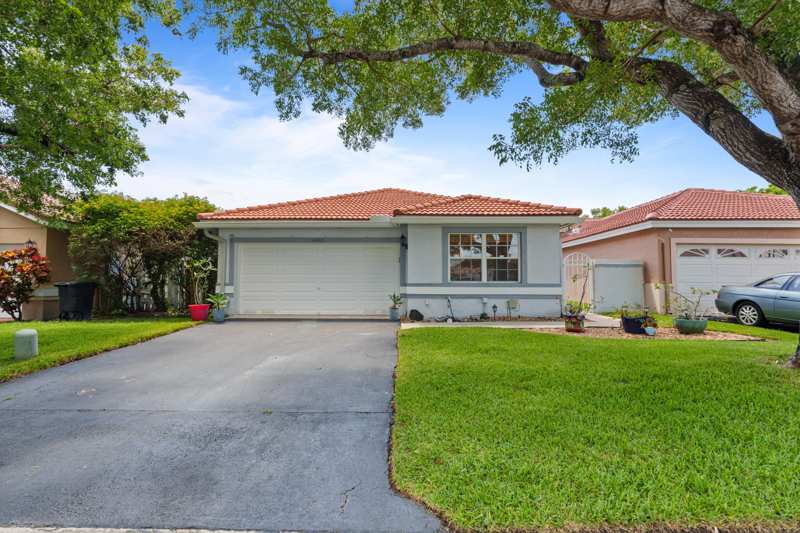 3 bedroom Single Family Residence at 13452 NW 5th Court, Sawgrass Plantation, Plantation — photo 1