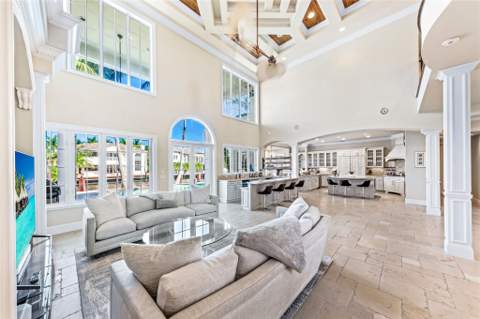7 Pelican Drive, Fort Lauderdale FL - photo 10 of 44