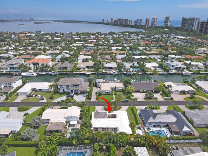 4 bedroom Single Family Residence at 1211 Bimini Lane, Palm Beach Isles 1, Riviera Beach — photo 4