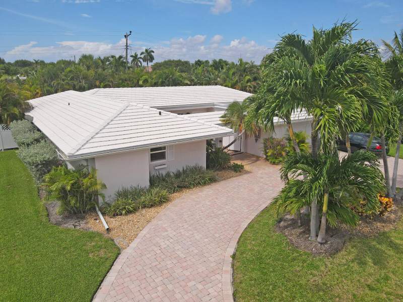 4 bedroom Single Family Residence at 1211 Bimini Lane, Palm Beach Isles 1, Riviera Beach — photo 3