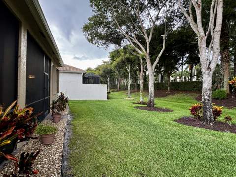 9385 Ivory Isle Road, Boynton Beach FL - photo 18 of 50