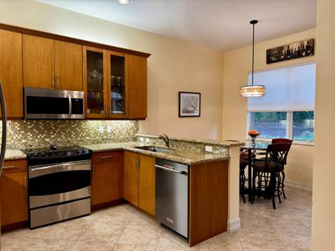 9385 Ivory Isle Road, Boynton Beach FL - photo 6 of 50
