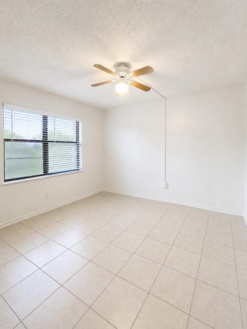 2 bedroom Condominium at 2050 Oleander Boulevard #1-105, Island House Condominium Phase I, Fort Pierce — photo 1