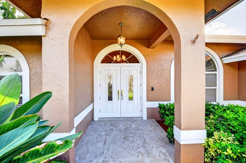 4 bedroom Single Family Residence at 13578 Chatsworth Village Drive, Greenview Shores 2 Of Wellington, Wellington — photo 5