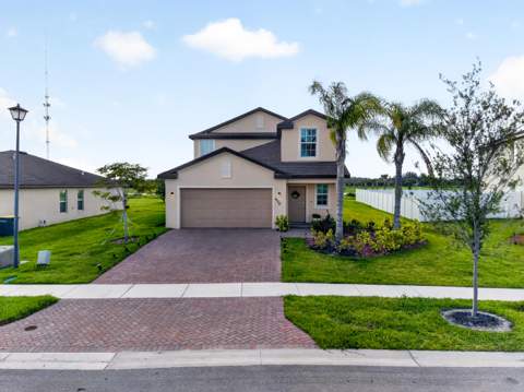 950 Bent Creek Drive, Fort Pierce FL - photo 8 of 77