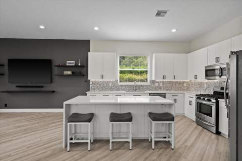 1215 Creekside Drive, Wellington FL - photo 20 of 79