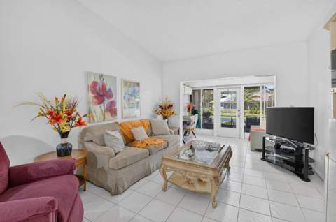 18925 Argosy Drive #B, Boca Raton FL - photo 8 of 34