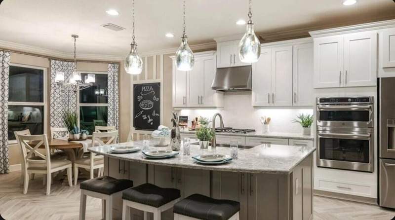 5 bedroom Single Family Residence at 11539 SW Macelli Way, Central Park, Port St. Lucie — photo 3
