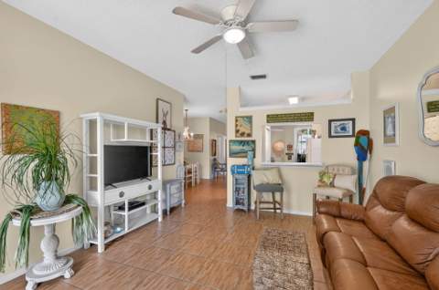 3162 Via Poinciana #6, Lake Worth FL - photo 19 of 45