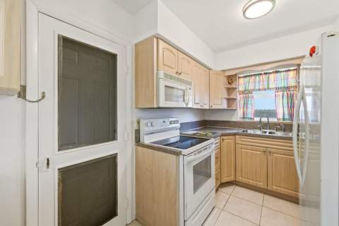 1716 N 25th Avenue, Hollywood FL - photo 8 of 29