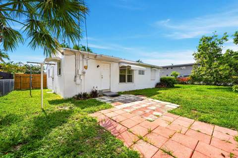 1716 N 25th Avenue, Hollywood FL - photo 22 of 29